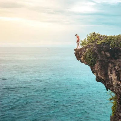 Balangan Cliff jumping Bali